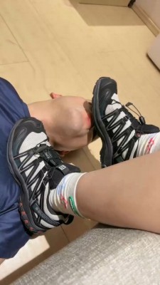 图片[9]_【jenn】情侣主运动鞋棉袜全体重踩踏绿帽_绳艺资源网